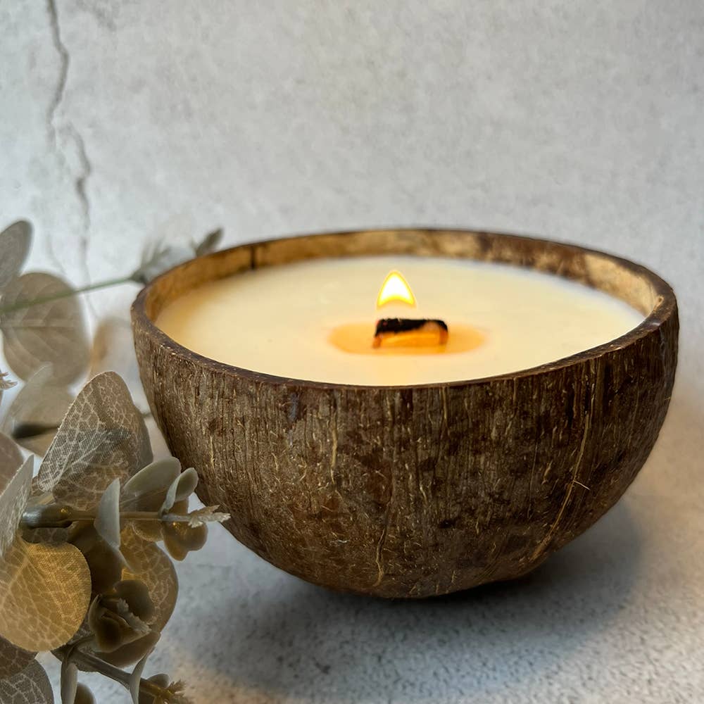 VIE - Coconut Shell Candle - Sea Spray