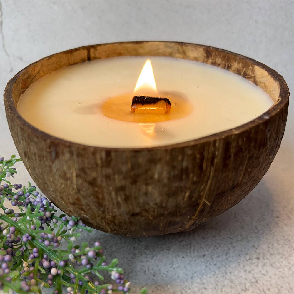 VIE - Coconut Shell Candle - Sea Spray